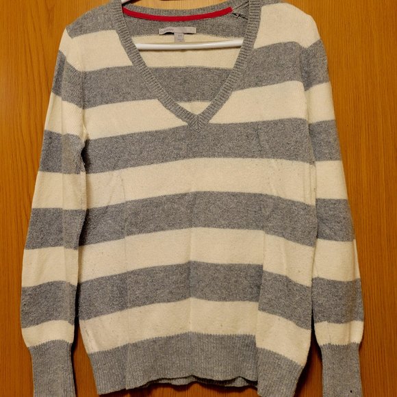 Old Navy V-neck striped sweater (M) - Picture 1 of 3